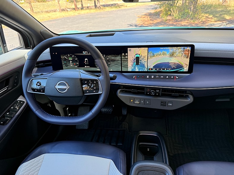 The Front Cabin In The 2026 Nissan Leaf Platinum+