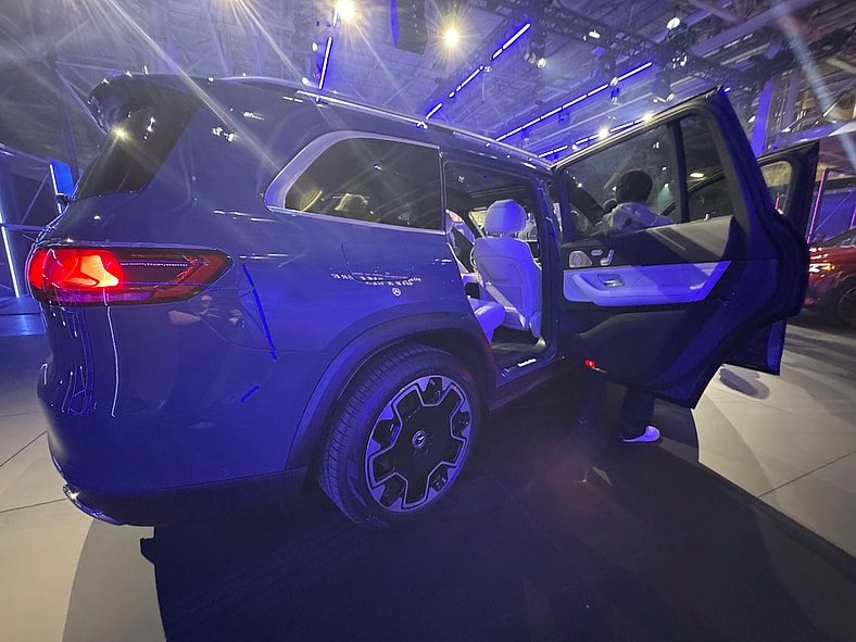 The Rear Quarter Of The 2027 Mercedes-Benz Gls Suv