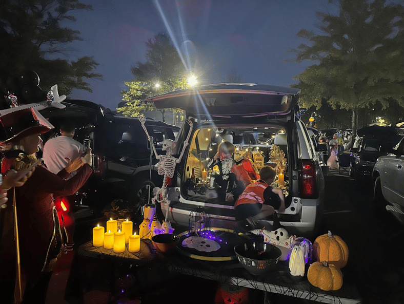 These Trunk or Treat Halloween Decoration Ideas Make Your Car the Star 9 Be Creative Trunk Or Treat