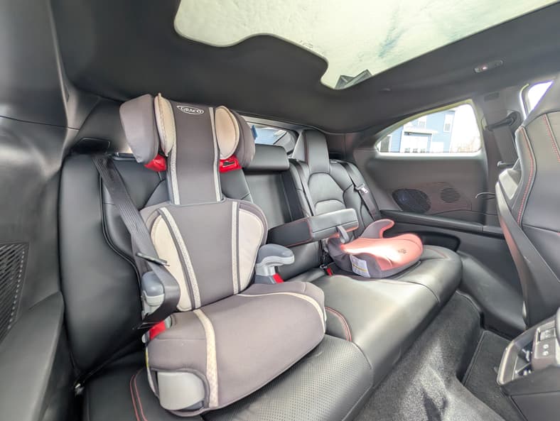 My Son'S Car Seats In The 2026 Dodge Charger Sixpack