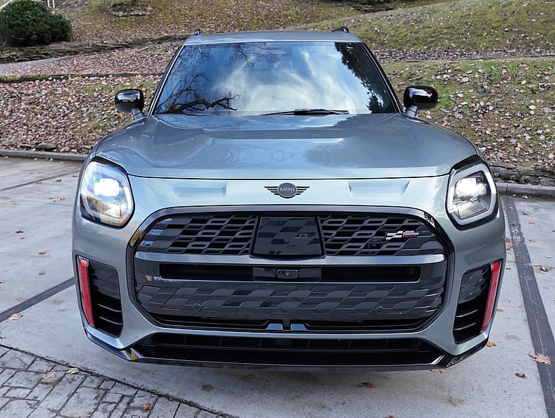 The New Front End Of The Mini Cooper Countryman Jcw