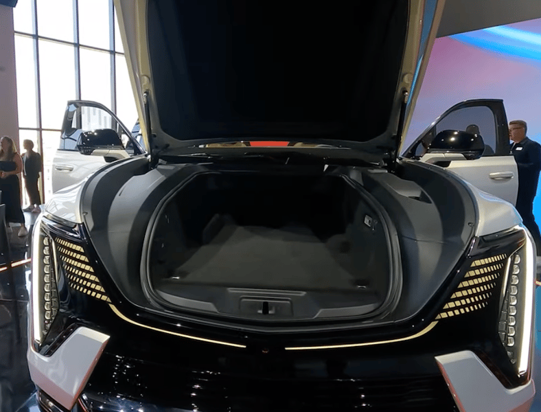 Frunk Cadillac Escalade IQ
