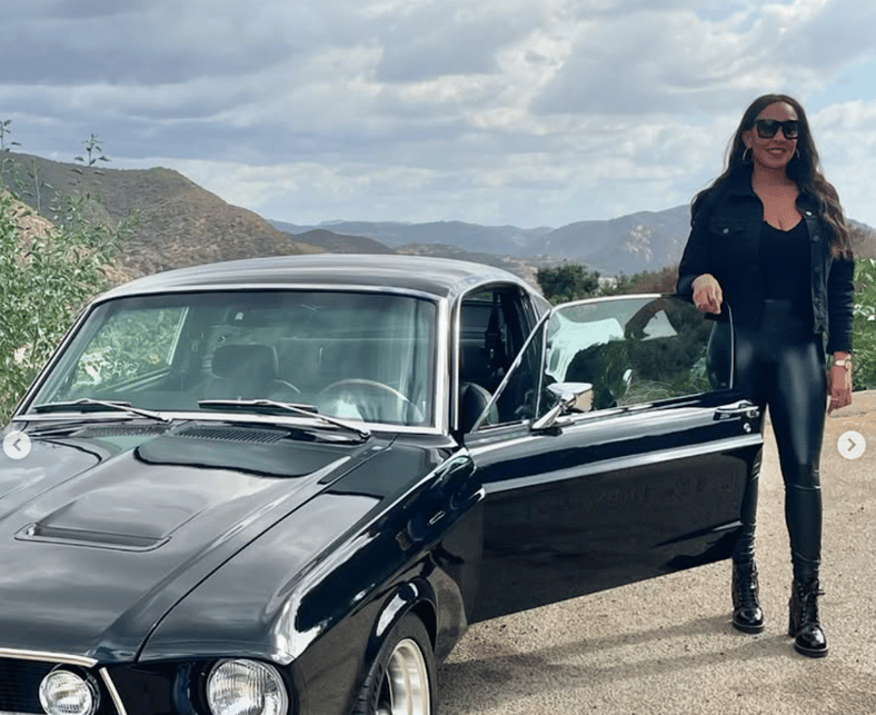 Black Automotive Creators You Need to Know—Especially If You're Shopping for a Car 8 Heelsnclutch Ellevictoria Black Automotive Creators