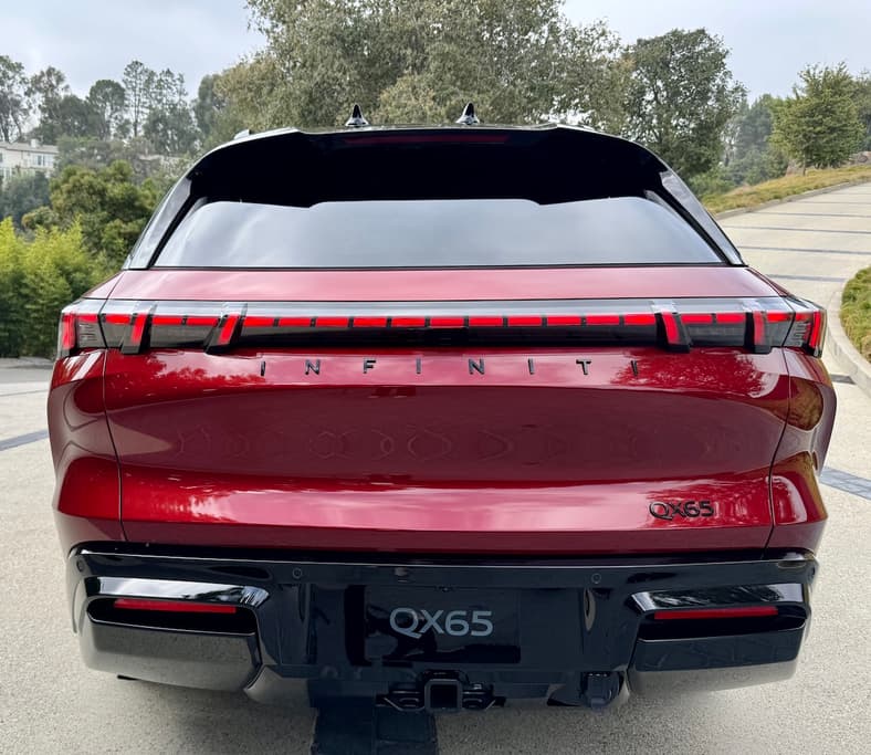 The Rear End Of The 2027 Infiniti Qx65