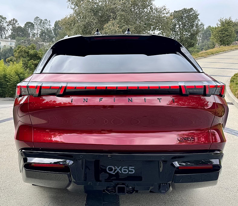 The First Ever Infiniti QX65 is Built To Spoil You. And It Just Might 4 The Rear End Of The 2027 Infiniti Qx65