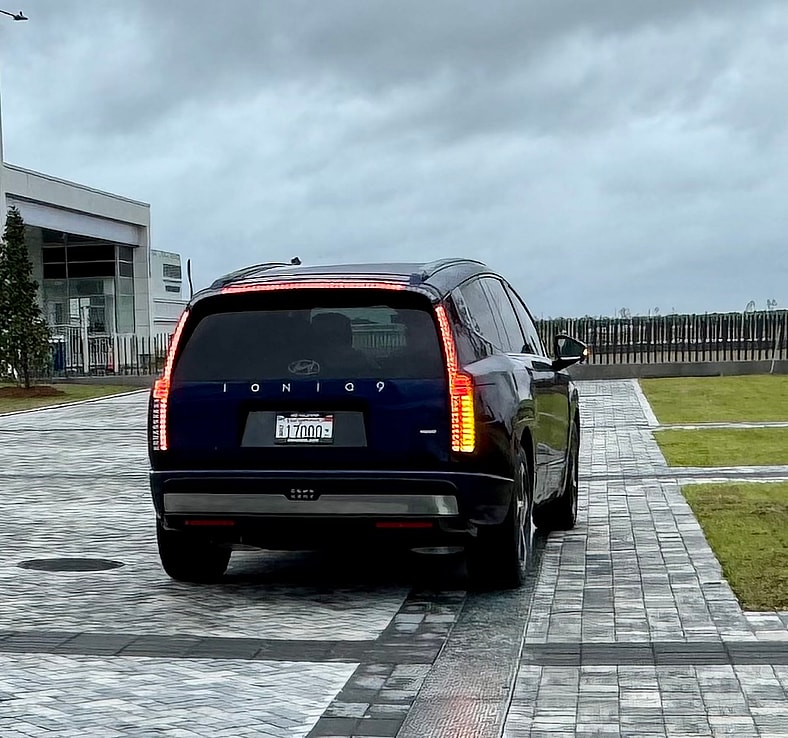 2025 Hyundai Ioniq 9: Buy This 3-row SUV For Its Look and Feel, Not Just Because It’s An EV 9 The Rear Tail Lights Of The 2026 Hyundai Ioniq 9