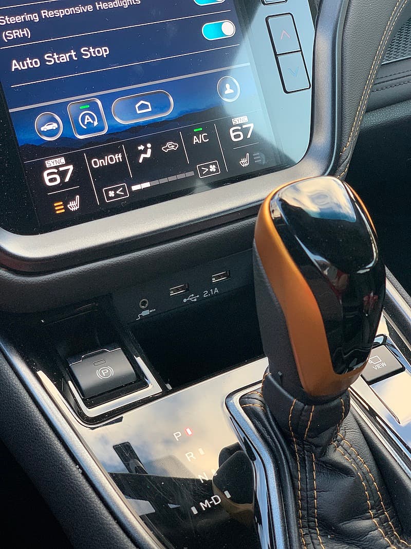 Outback Wilderness Gearshift.