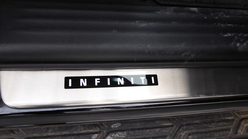 2015 Infiniti QX80