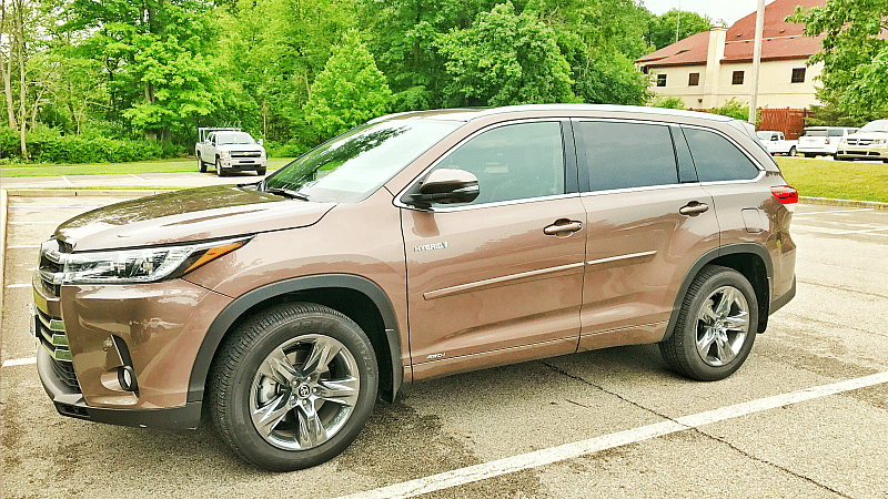 2017 Toyota Highlander Hybrid For Our Indiana Road Trip