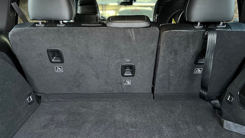 There Are Back-Of-The-Seat Latch Anchors For Car Seats For All Three Spaces In The Jeep Grand Cherokee 4Xe_S Second Row Plus Lower Anchors On Outboard Seats.