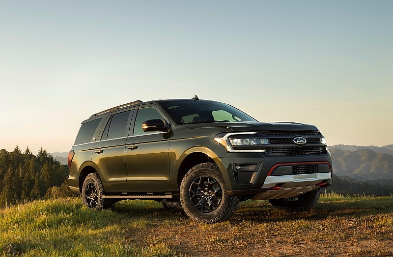 Taylor Swift and Travis Kelce's Getaway Cars—And Alternatives That'll Fit Any Budget 11 Ford Expedition Timberline