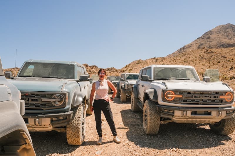 These 4 Wheeler SUVs Are Racing the Longest US Off-Road Rally. Here's What We Think of Them 3 Me And Some Bronco Raptors And So Much Dust. Photo: @Caziahfranklin