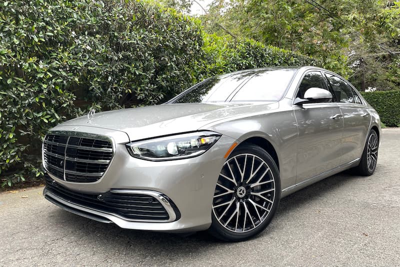 The S Class Is The Only Mercedes Benz With A 3D Badge On The Hood