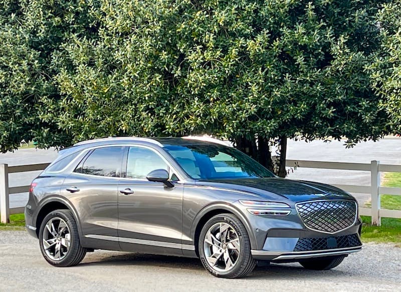 The Profile Of The Genesis Gv70 Doesn