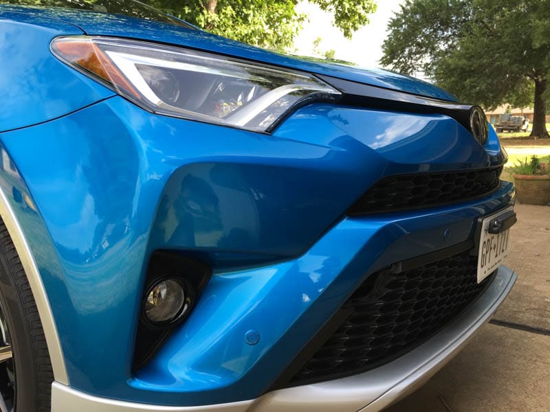 A Girls Guide to Cars | Get Ready to Blast Off in the 2016 Toyota RAV4 - 2016 07 12 09.20.34