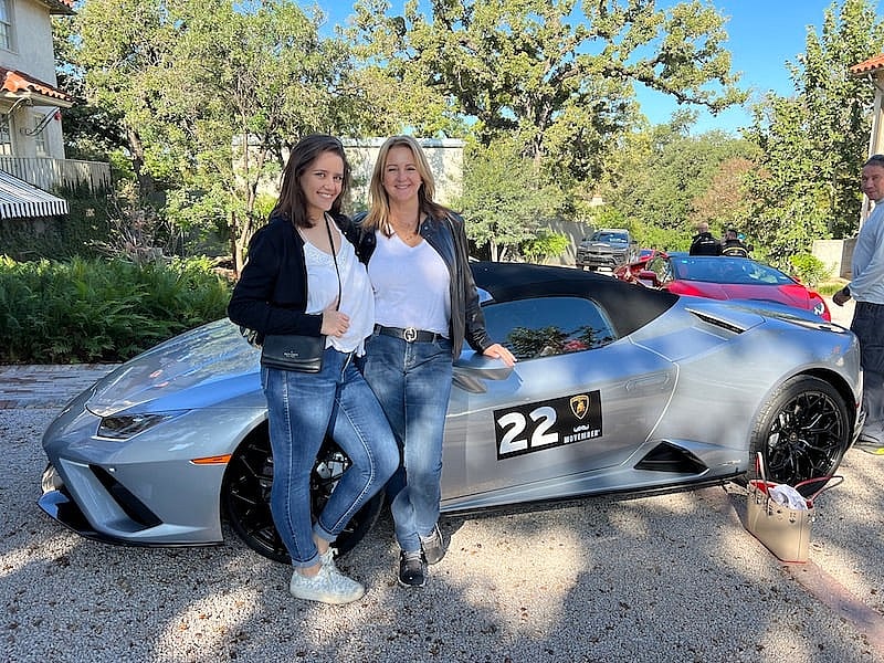 Before Taking Off We Had To Pose For A Photo With Our Huracán Evo For The Day