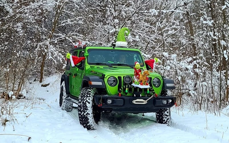 Holiday Car Decorating Inspiration...from My Jeep Community!
