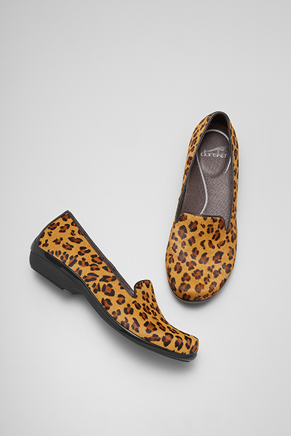 dansko olivia leopard