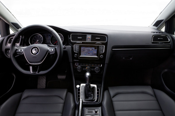 2015 Volkswagen Golf Sportwagen