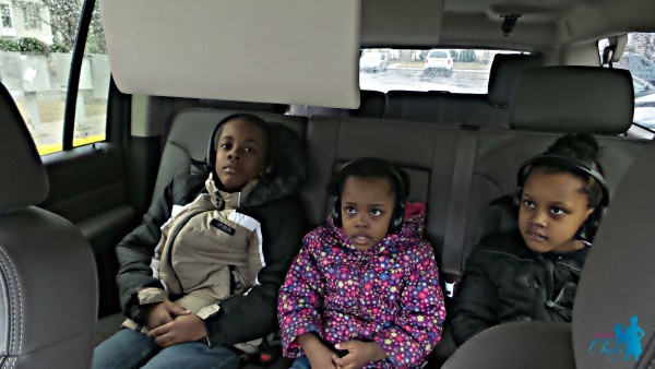 2015 Yukon Denali XL headphones