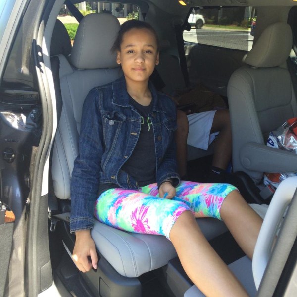2015 toyota Sienna 2nd Row