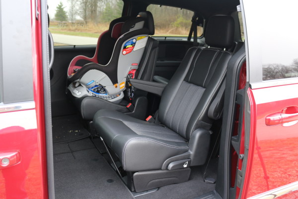 2016 Chrysler Town Country The Perfect Holiday Ride A S Chrysler Town Country