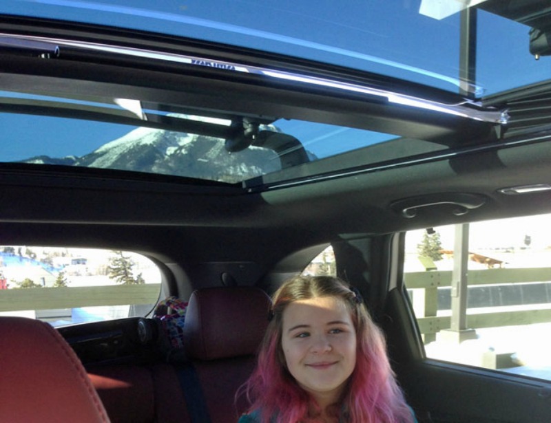 The 2016 Kia Sorento Turbo has an amazing sunroof - but be sure to eyeball it BEFORE driving! Credit: Shannon Entin for AGirlsGuidetoCars