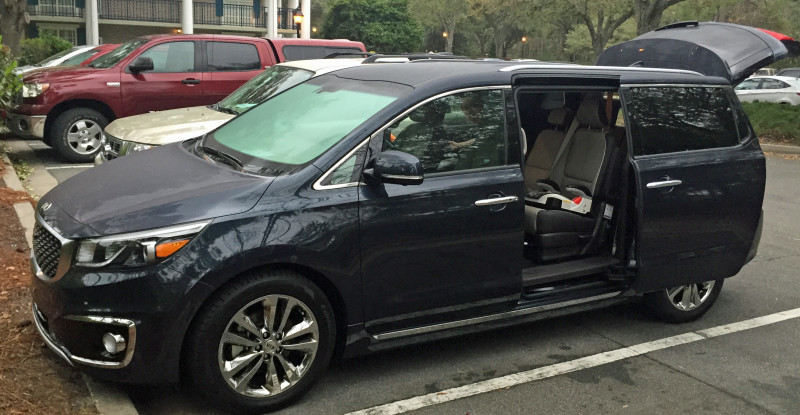 2016 Kia Sedona Perfect For Extended Family Travel A S Guide 2016 Kia Sedona Review For Extended Family Travel