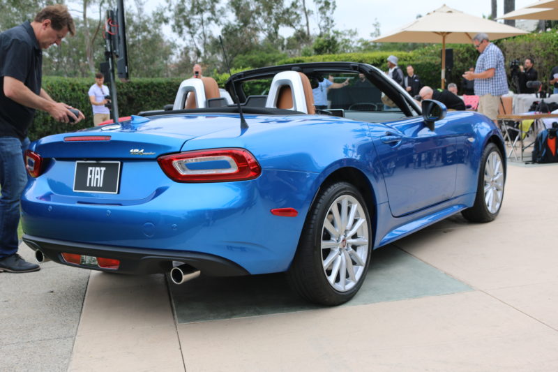Fiat 124 Spider Sexy Sporty Convertible Agirlsguidetocars