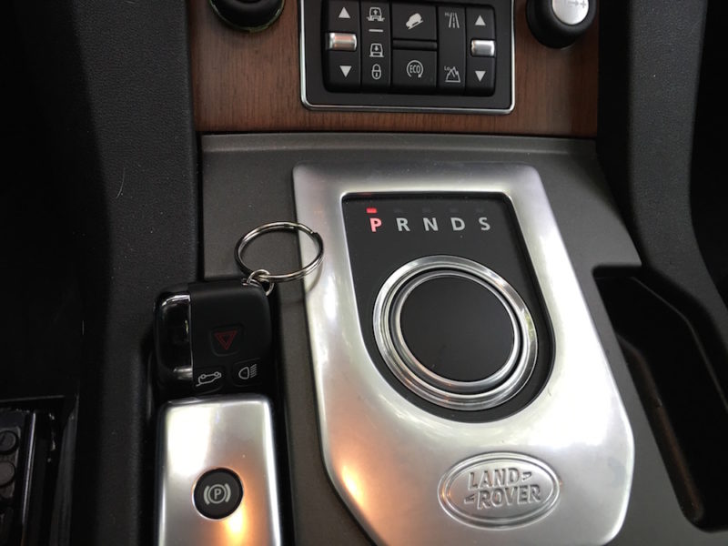 The gear shifter in the 2016 Land Rover LR4 pops up when you turn the car on but retracts when the car is off