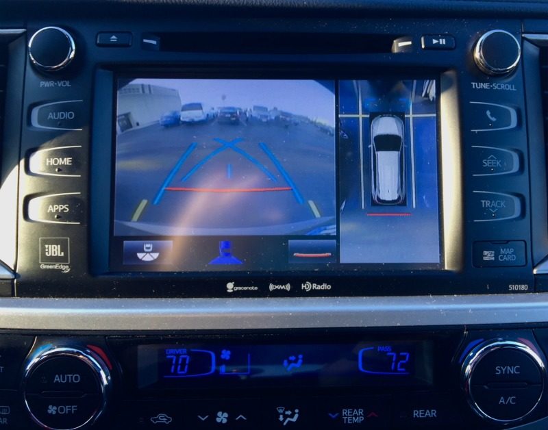 The bird's eye view camera in theToyota Highlander Hybrid 7 passenger SUV.