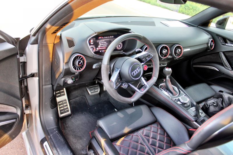 Audi TT RS Quattro interior