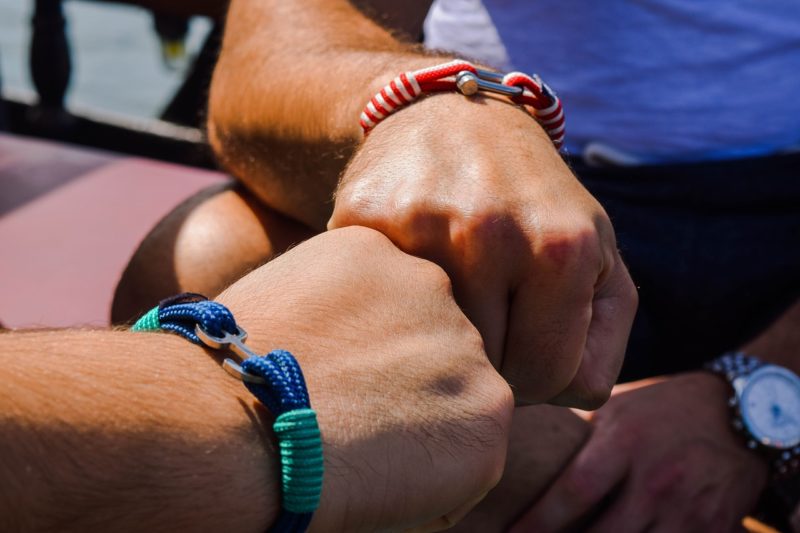 Jewelry Crafts You Can Make in the Car