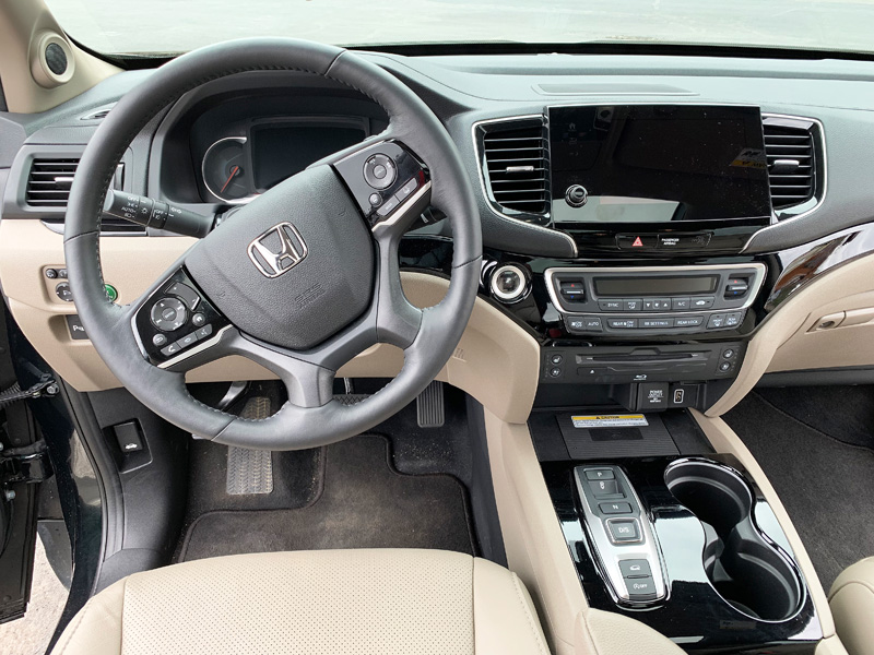 Honda Pilot cockpit