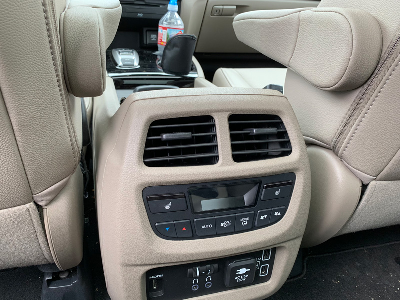 Backseat controls in Honda Pilot. 