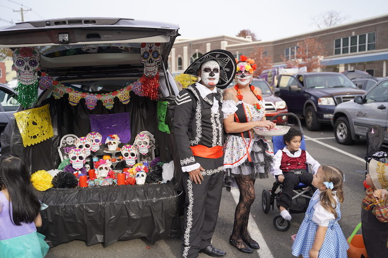 trunk-or-treat