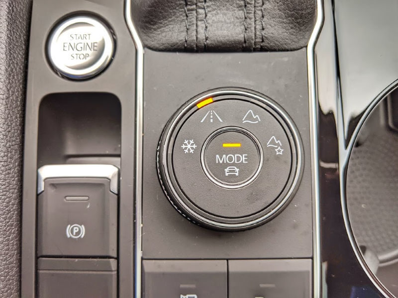 Control in the 2019 VW Atlas v6 SEL Premium 4Motion
