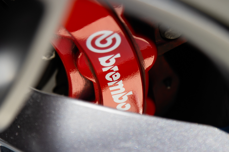 Up-close look at the Brembo calipers.