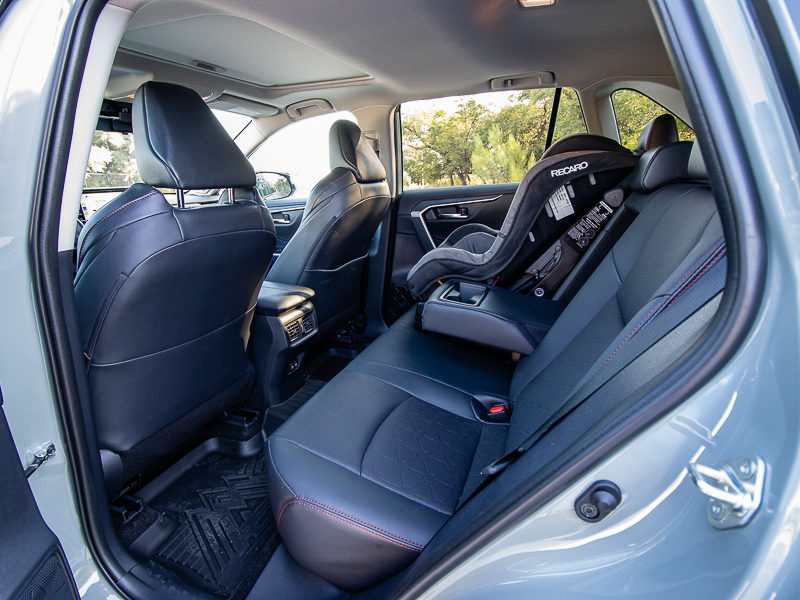 2020 Toyota Rav4 backseat