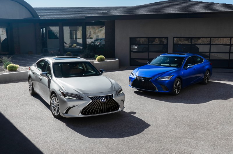 2022 lexus es