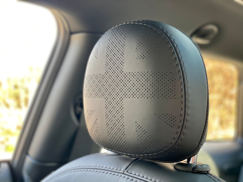 Union jack headrests