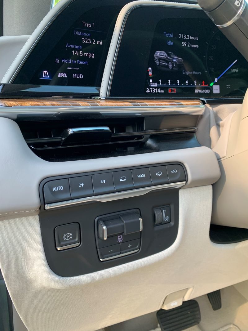 2021 Cadillac Escalade 4WD Platinum