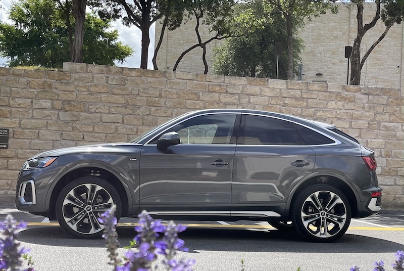 The Audi Q5 Sportback's silhouetter shows the slope of the roofline