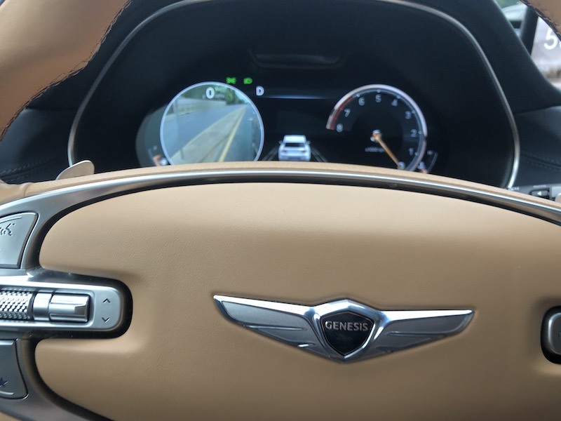 The blind spot monitor in the Genesis GV 80