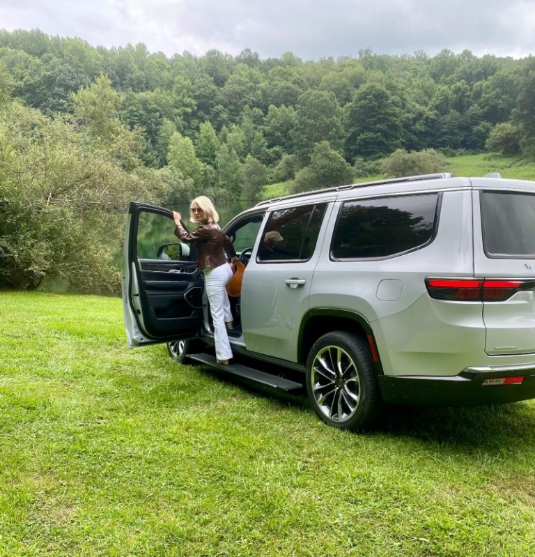 The Best SUVs for Families With 3 Kids in Car Seats 4 Jeep Grand Wagoneer Best Suvs For Families