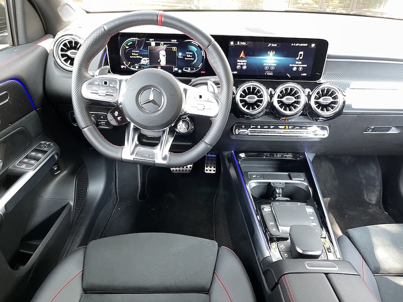 The front cabin of the 2021 Mercedes Benz AMG GLB 35