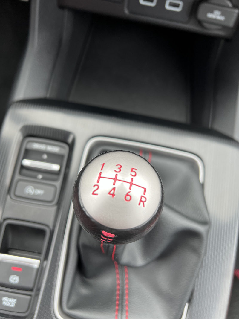 The shift pattern inidicator on the top of the gear shifter is a helpful diagram for new drivers