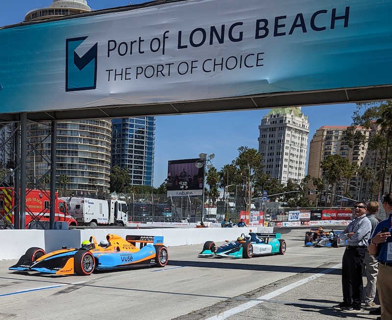 IndyCars during practice. Photo: Abigail Bassett