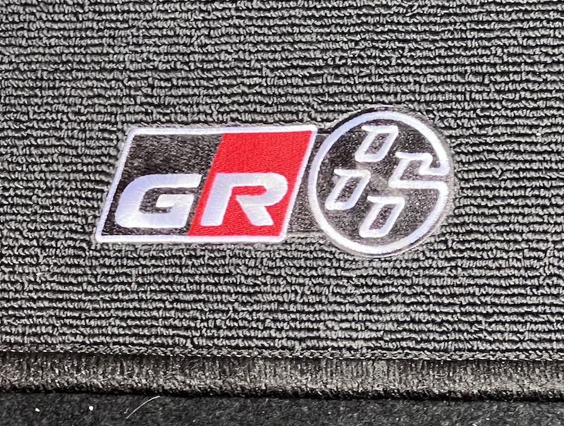 The GR 86 logo on the carpet; can you see the 86?