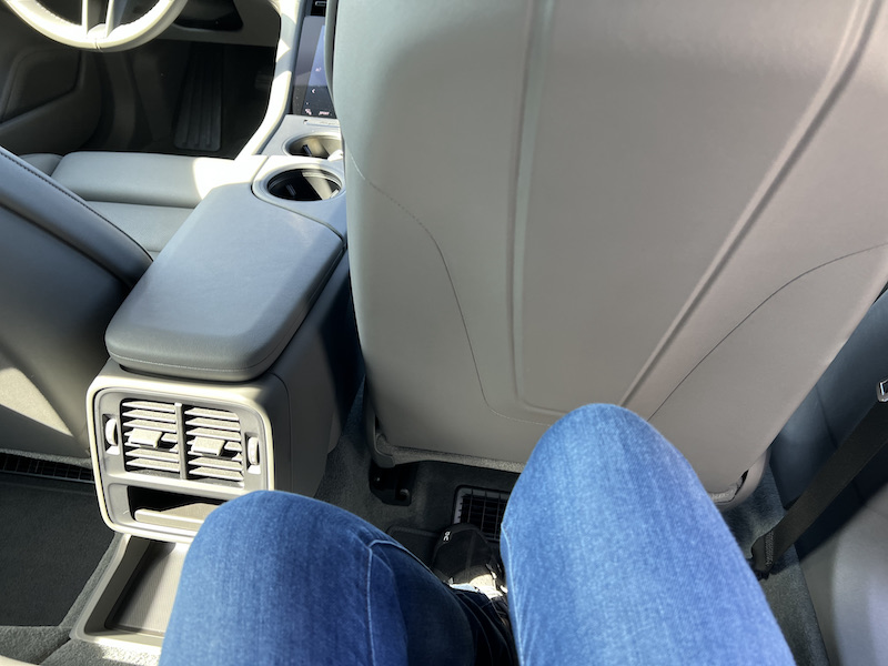 Rear legroom in the Taycan is made more ample due to deep footwells